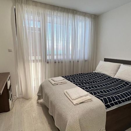 Ross Holiday Home Burgas Esterno foto