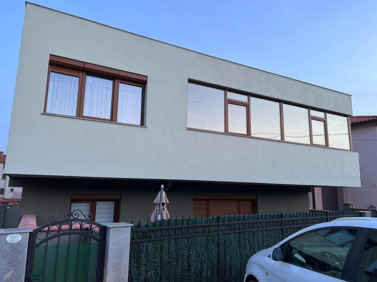 Ross Holiday Home Burgas Esterno foto