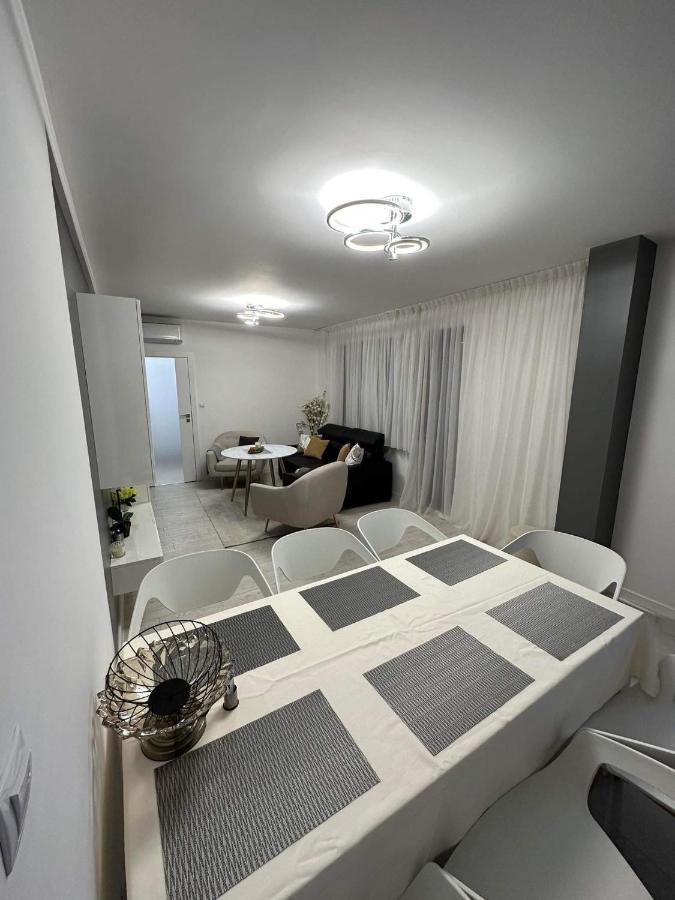 Ross Holiday Home Burgas Esterno foto